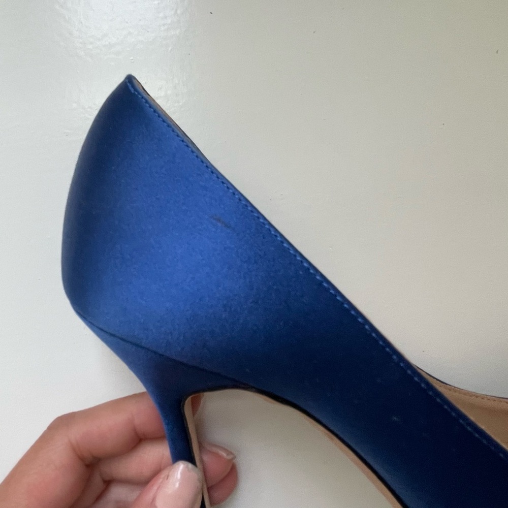 Manolo Blahnik Hangisi Blue Satin Jewel Pumps - Picture 12 of 13
